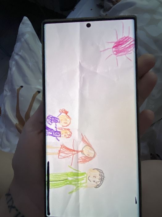 Samnsung s 22 ultra /128. Rysa na wyswetlacze .