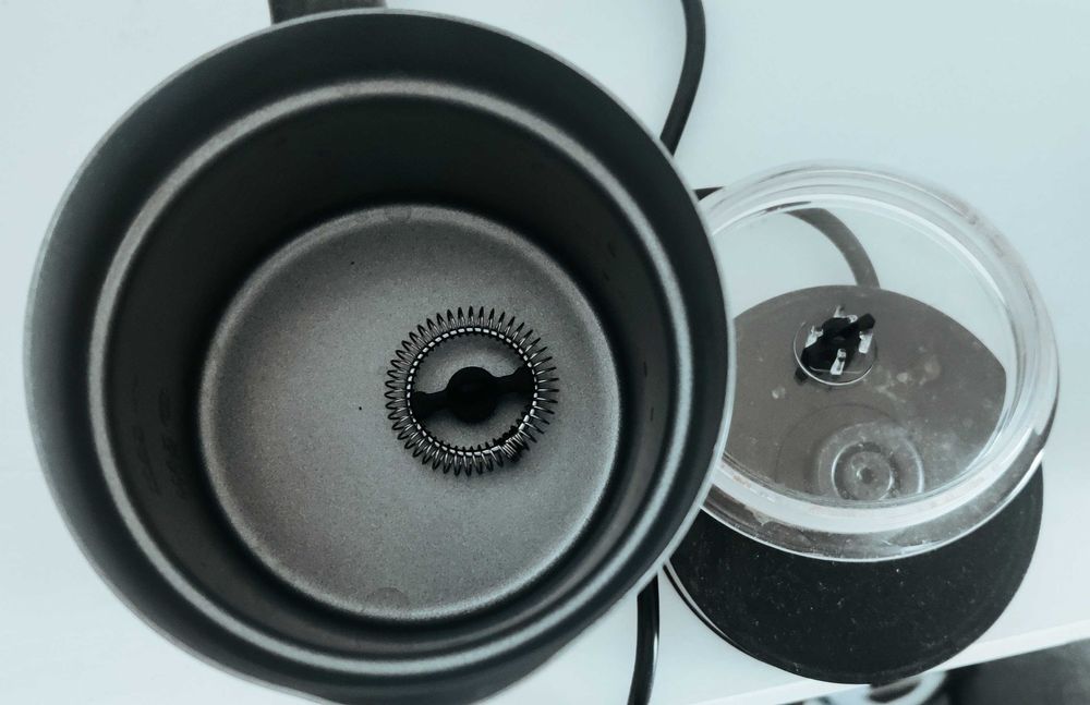 Na sprzedaż: Spieniacz do mleka Bialetti MK01 (ML 4430)