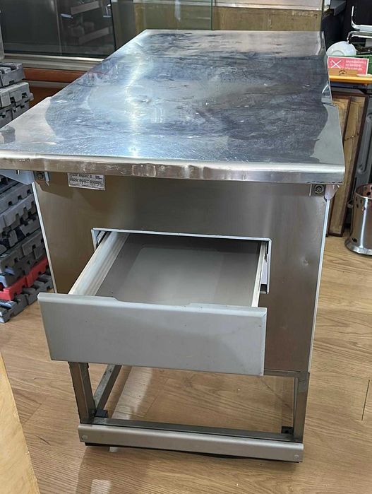 Móvel de Caixa para Linha de Vitrines – Ocasião