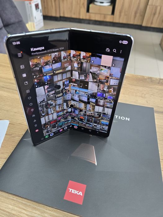 Продам Samsung Fold 5  12/256