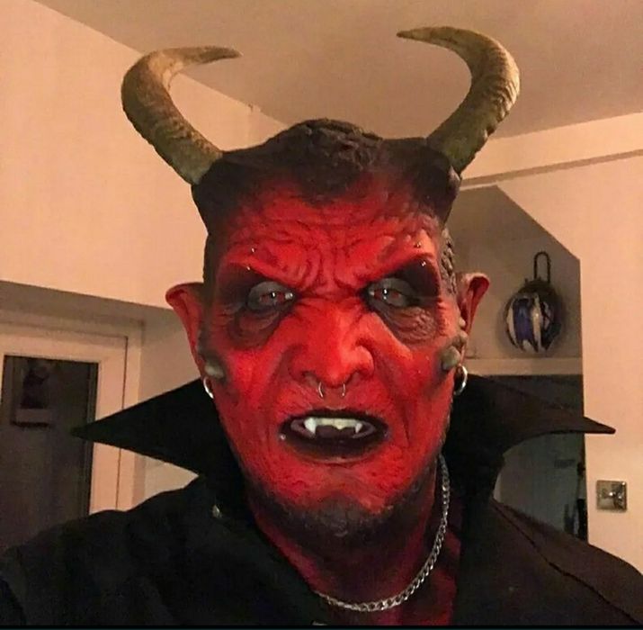 Máscara Diabo Realista
