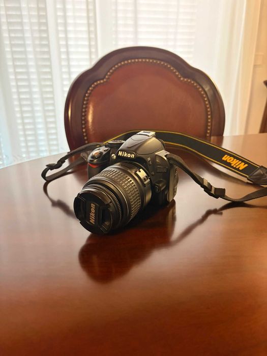 Maquina fotografica Nikon, muito bom estado