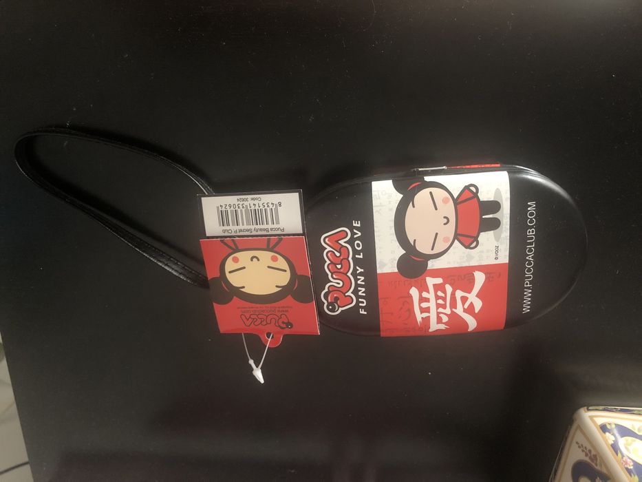 Estojo da  PUCCA com espelho e pincéis