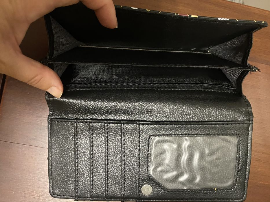 Porta moedas novo