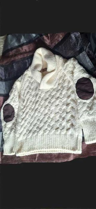 Zara Men's Sweater Size 38