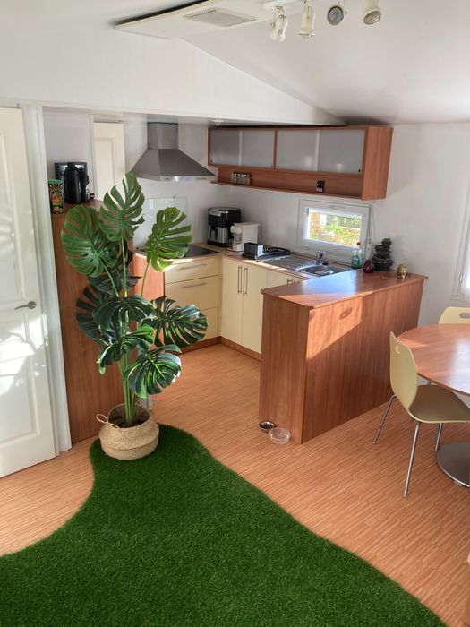 Vende-se  Casa Móvel totalmente equipada  ( somente a casa)