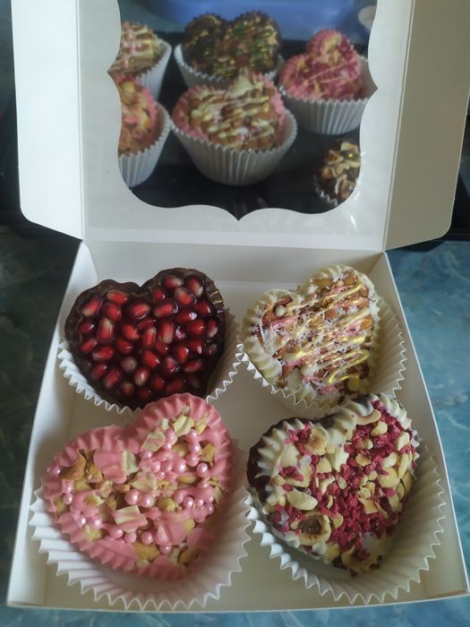 Сердечки з бельгійського шоколаду з натуральними додатками (Barry Cal)