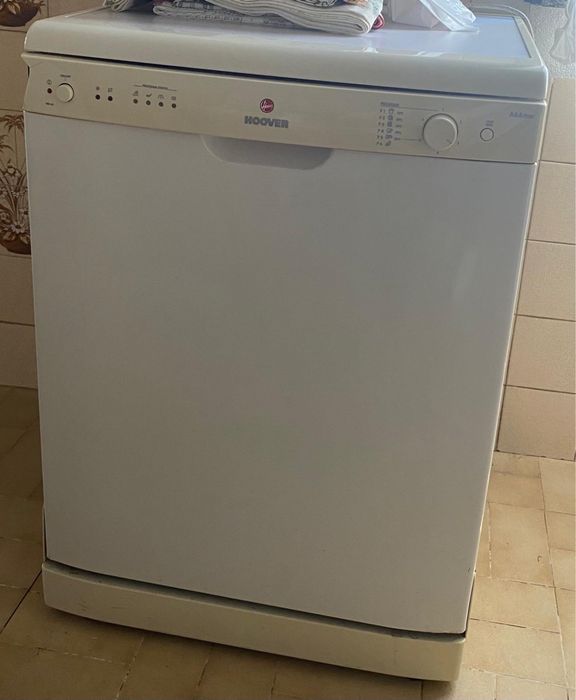 Máquina lavar loiça Hoover