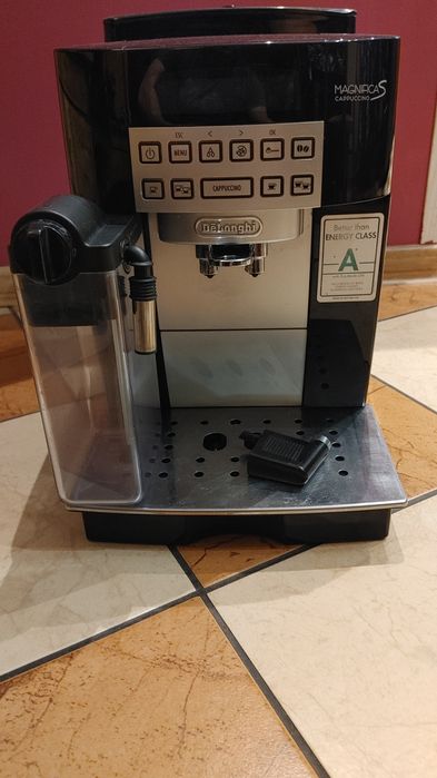 Ekpres do kawy Delongi