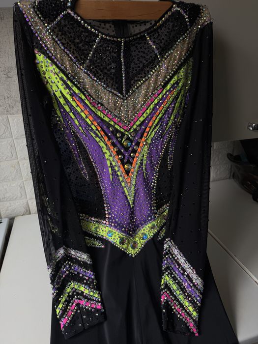 Костюм  для художньоі гімнастики