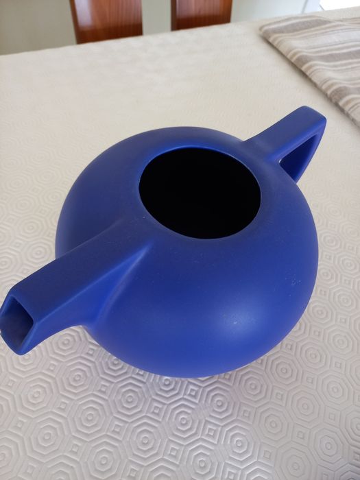 Bule azul em ótimo estado423646448782551042