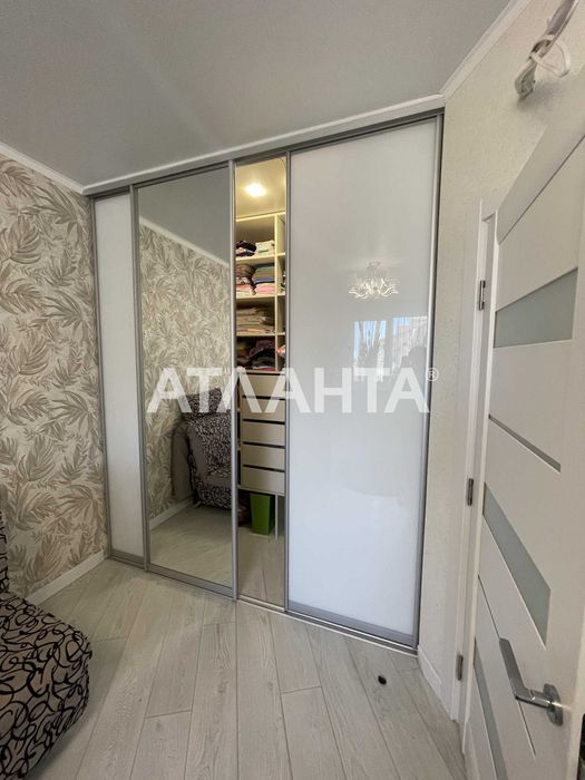 Apartment in Odesa - More
