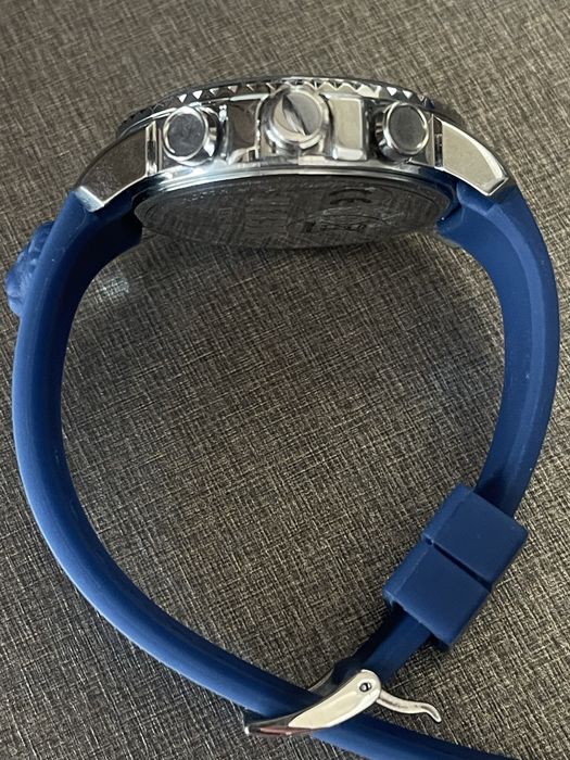 Годинник Versace