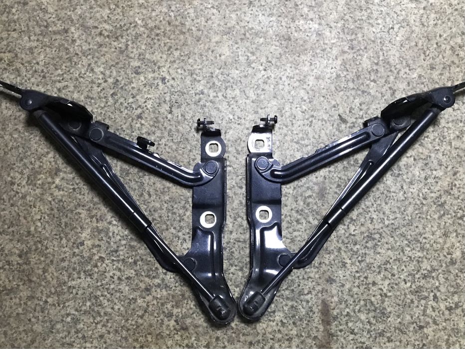 Петли задние Fird Mondeo MK4 хетчбек