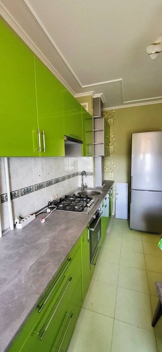Продам 3-кімнатну квартиру з автономним опаленням