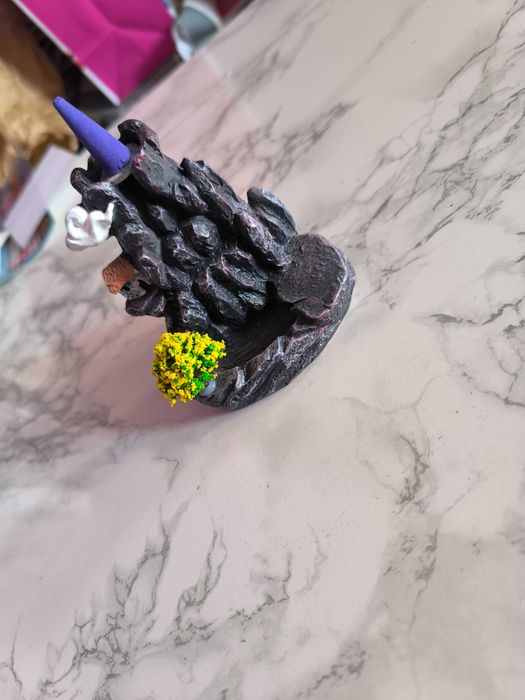 Kadzielnica kadzidło zapachowe dymne wodospad