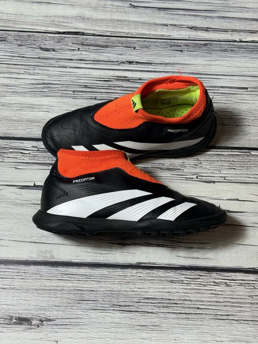 Adidas сороконожки оригинал 33 размер бутсы детские копы футбольные