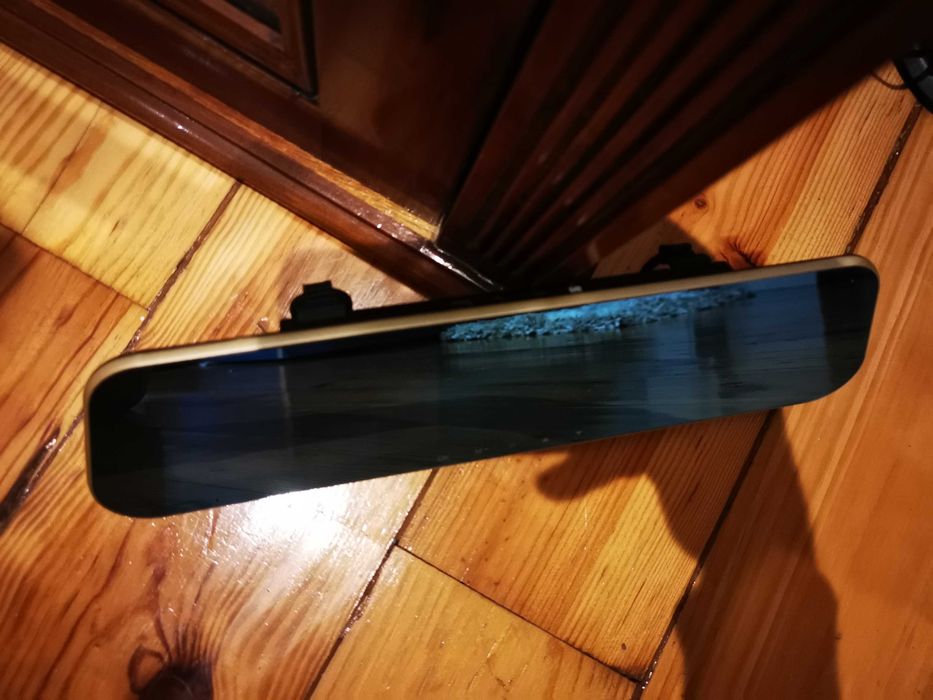 Espelho retrovisor com ecrã