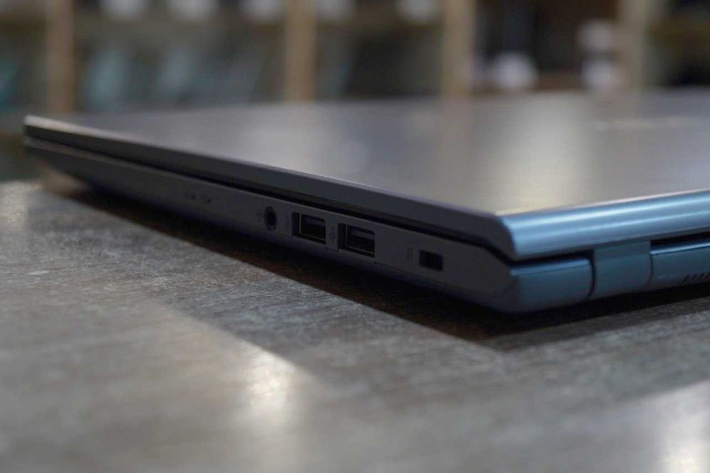 Ноутбук Asus (FullHD IPS/Core I3-10110U/RAM 8ГБ DDR4/SSD 256ГБ)TVOYO