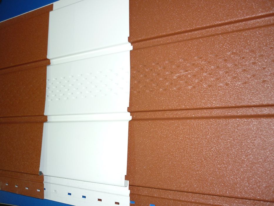 Металевий софіт від виробника.