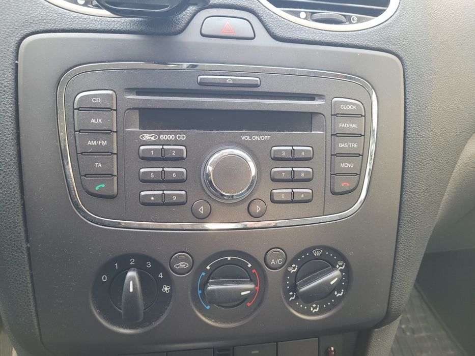 Ford Focus 1.6 Polski Salon