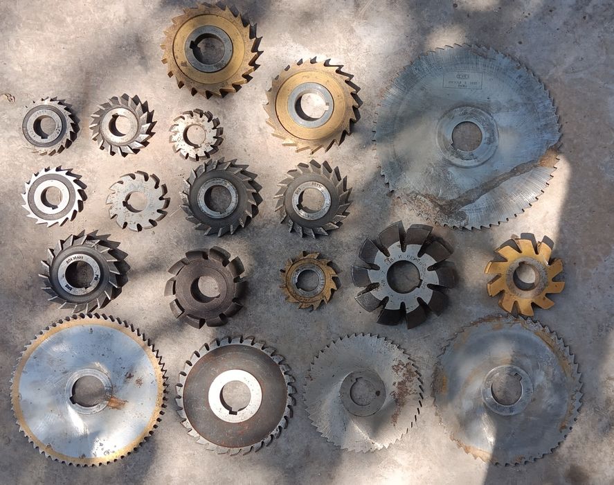 Шківи/фрези різних розмірів