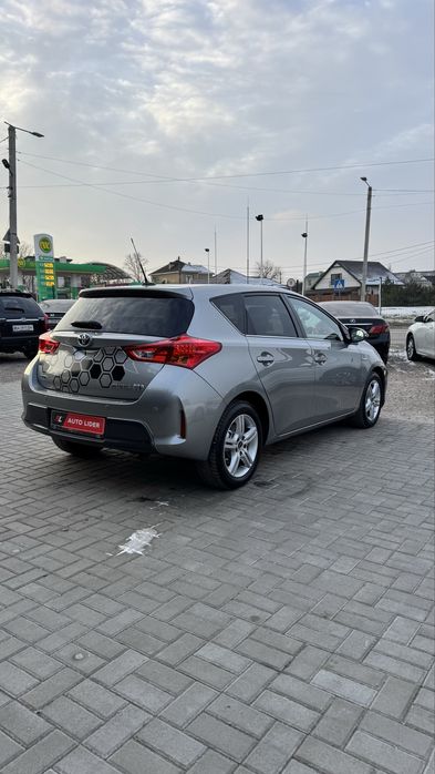 Toyota Auris Hybrid Тойота Ауріс 2014 р 1,8 бенз/електро АКПП Панорама