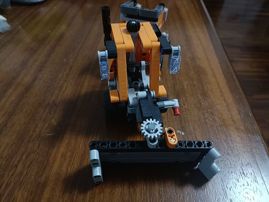 Lego 42060  2em 1