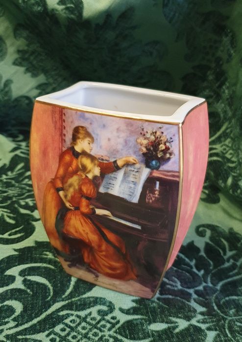 Wazon porcelanowy Goebel