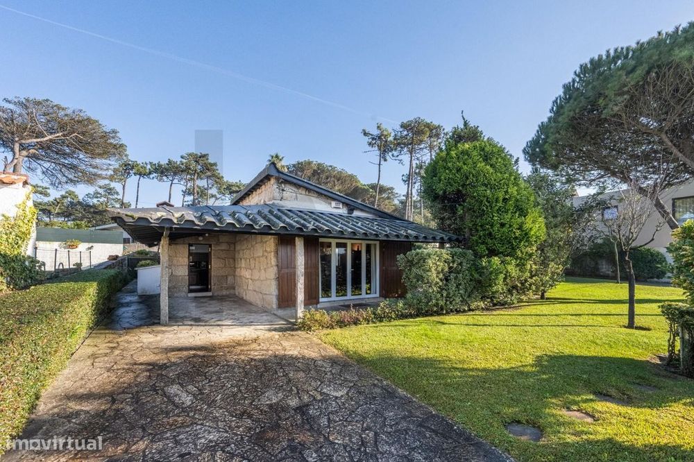 Moradia Térrea T3 em Mindelo: O Refúgio Perfeito junto à Praia ⛱️