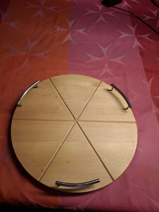 Tábua para pizza com pegas