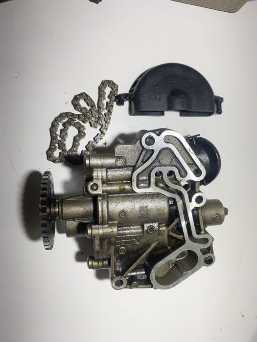 Продам насос Jetta hybrid