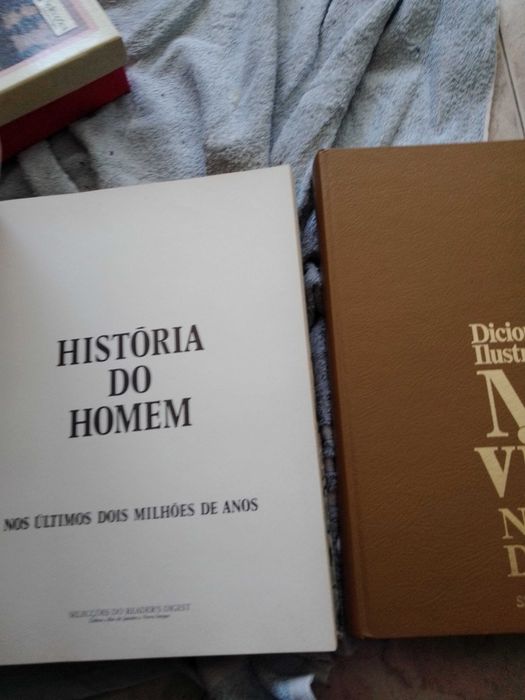 dicionários historia do homem e  Maravilhas Naturais do Mundo