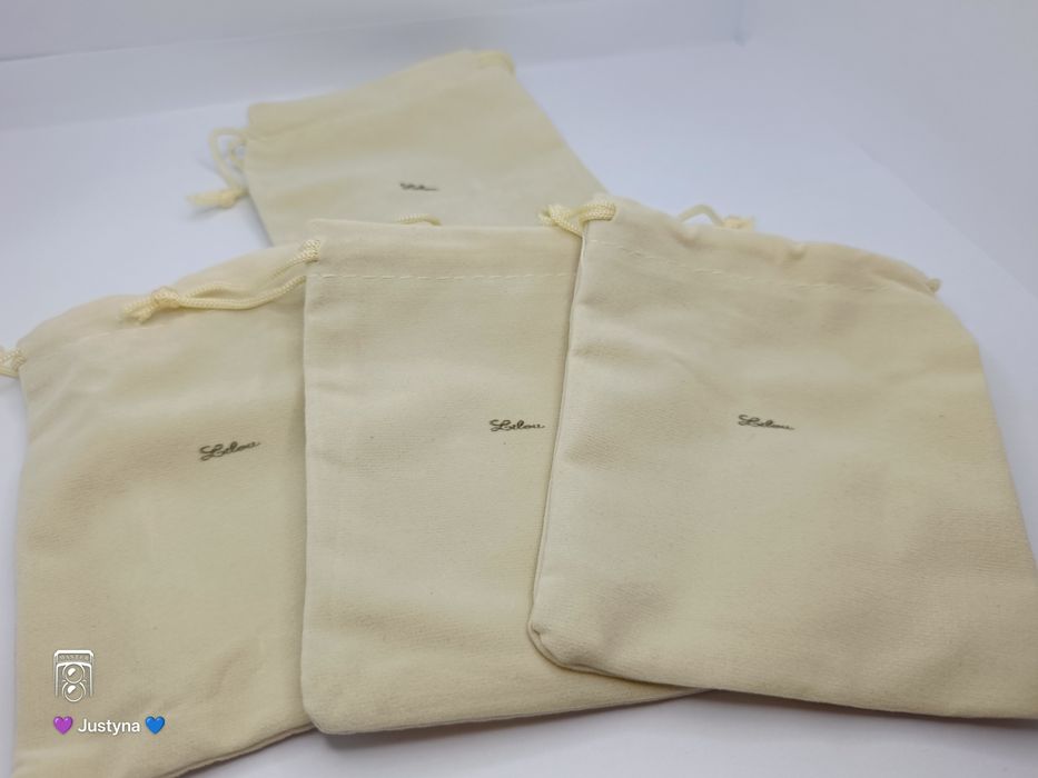 8x duży woreczek / sakiewka na biżuterię z napisem Lilou