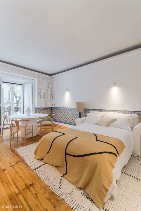 Apartamento T1 com 1 casa de banho na Estrela