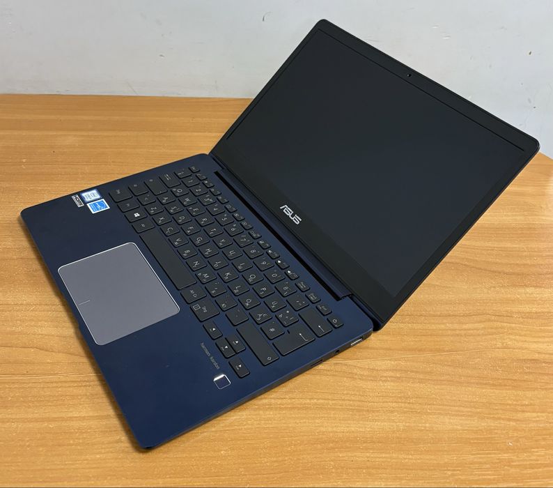 Ноутбук Asus ZenBook UX331, Intel Core i5/ FHD/ 8 RAM/ SSD/ ГАРАНТИЯ