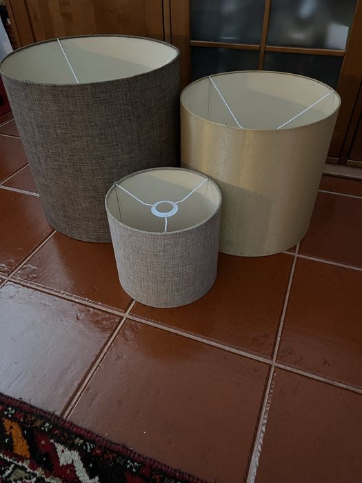 Candeeiro para cozinha ou sala.