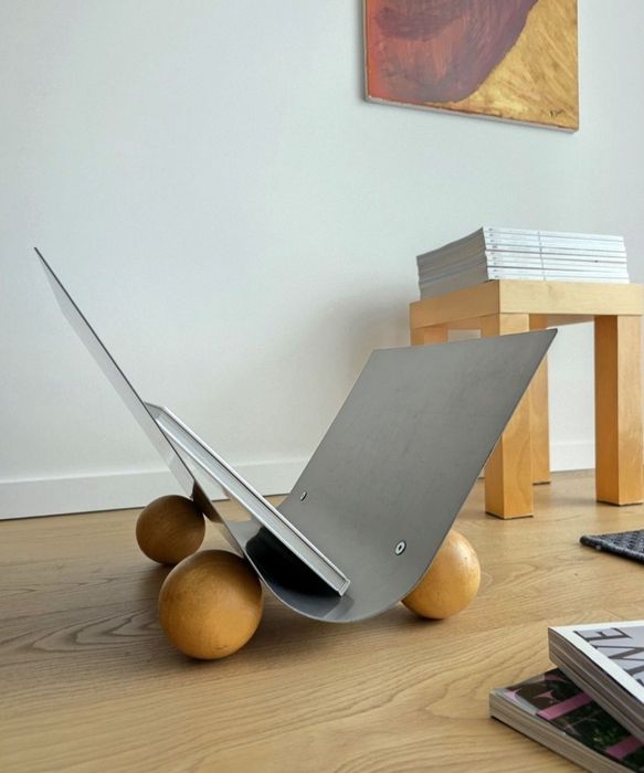 Duży stojak gazetnik metalowy vintage space age lata 80 unikat Ikea