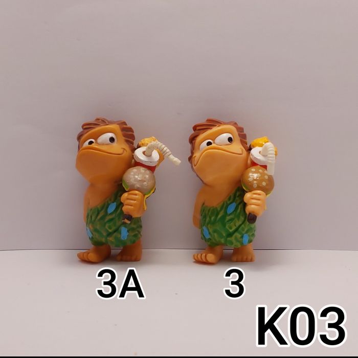 KINDER ovo Bonecos  Lord of the Rings, BARBIE (Lote 3)