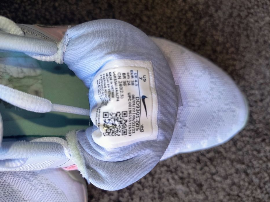 Nike damskie buty treningowe 38