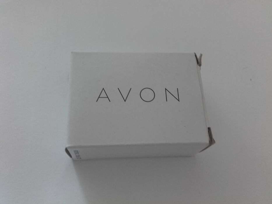 Zestaw 5 pierścionków od Avon