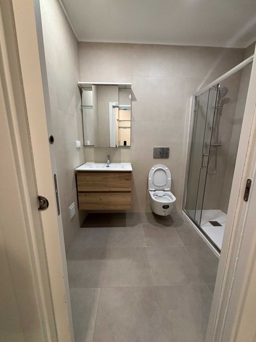 Arrenda-se T2 - Alcantara