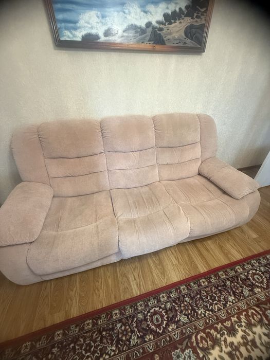Диван з кріслом реклайнер