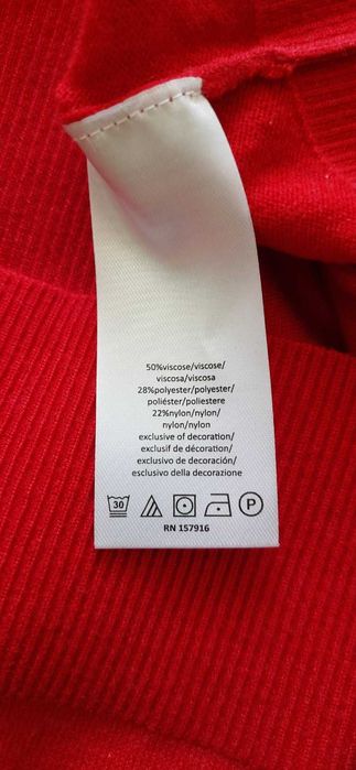 Новый, красивый женский джемпер. 650 грн.