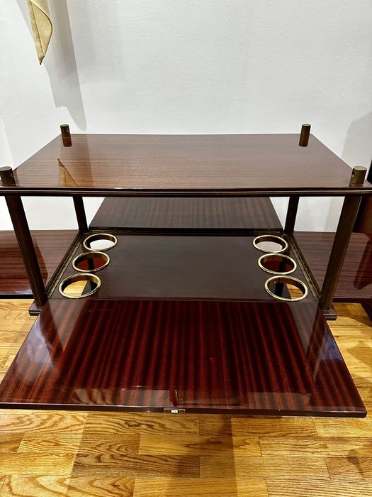 Movel Bar 360° madeira cor mogno