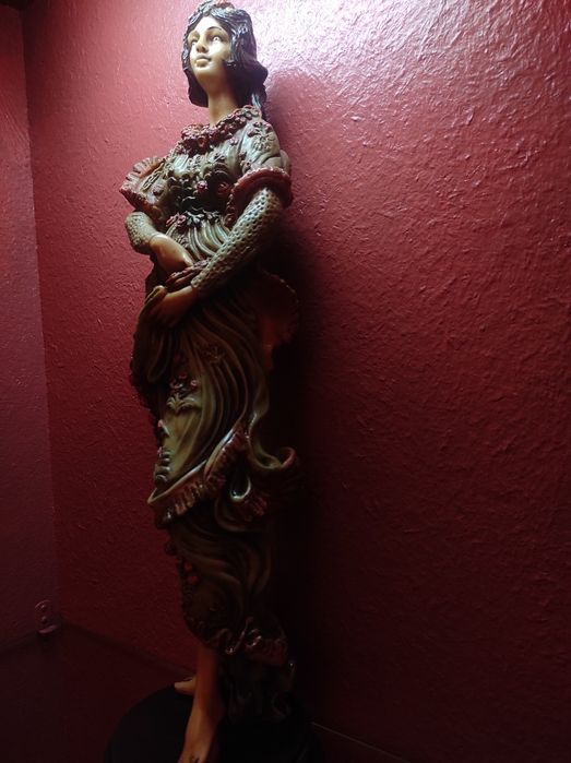 Estatueta com base
