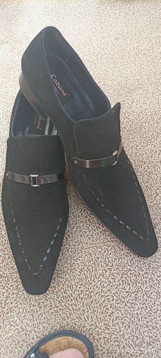 Продаж  чоловіче азуття