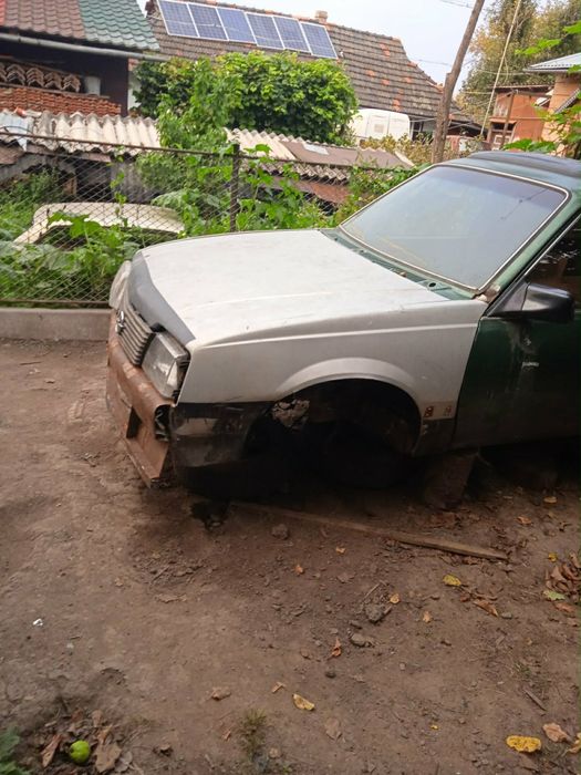 Опель аскона продати