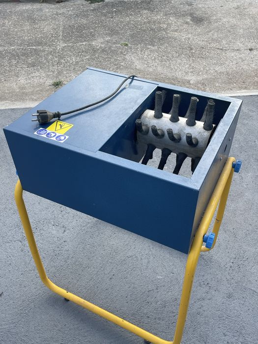 Maquina de depenar aves