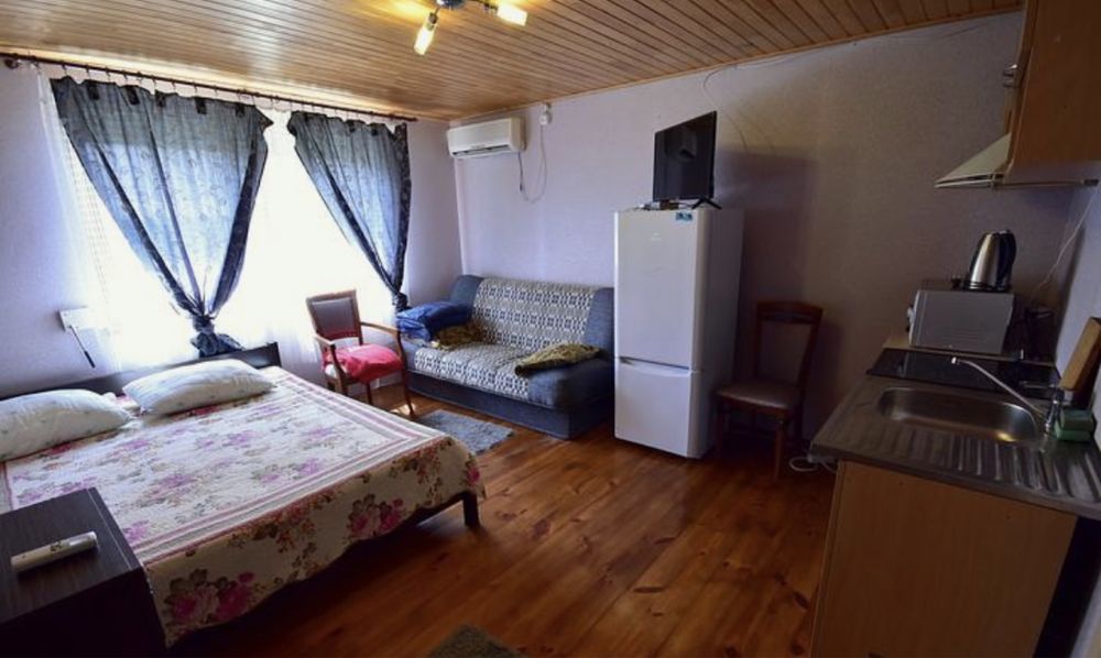 Продаж будинок-дача в с.Мельники Шацькі озера Пісочне озеро